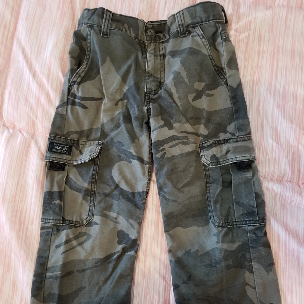 SOLD. Camo Cargo Pants